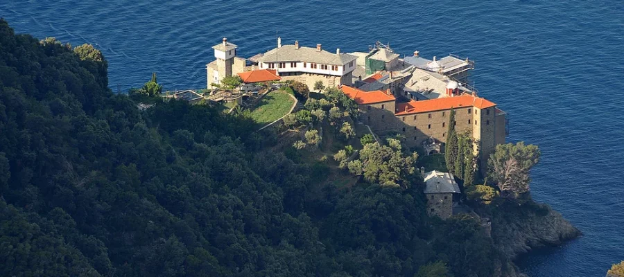 482b01_8d003f97943a46b48b571f226889c070_mv2